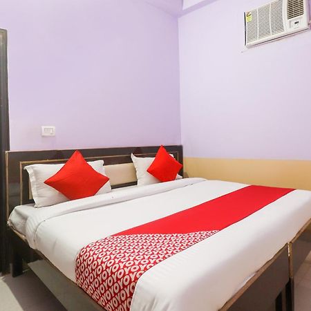 Hotel O Sunrise Inn Indirapuram Екстериор снимка