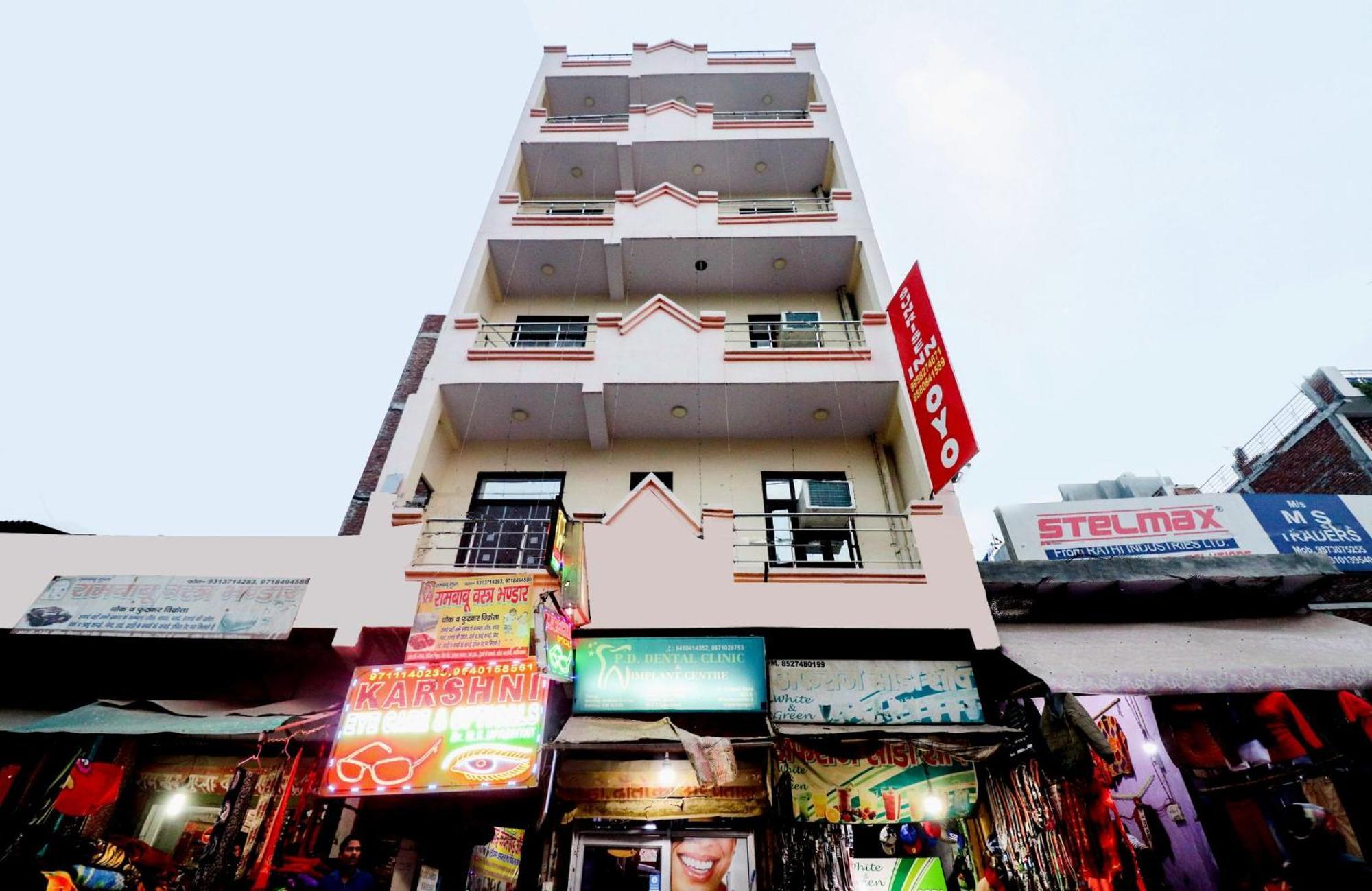 Hotel O Sunrise Inn Indirapuram Екстериор снимка