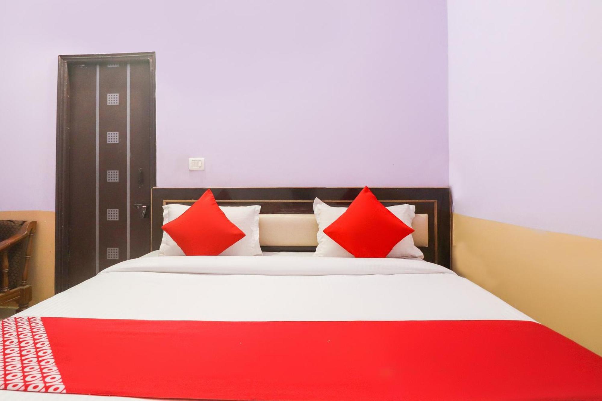 Hotel O Sunrise Inn Indirapuram Екстериор снимка